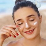 Tips Penting Saat Memakai Sunscreen Agar Hasilnya Maksimal