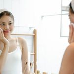 Urutan Skincare di Malam Hari Jika Pakai Sheet Mask Anti Aging
